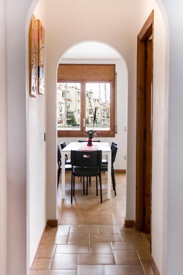 Edificio La Sardana Apartment Empuriabrava Luaran gambar