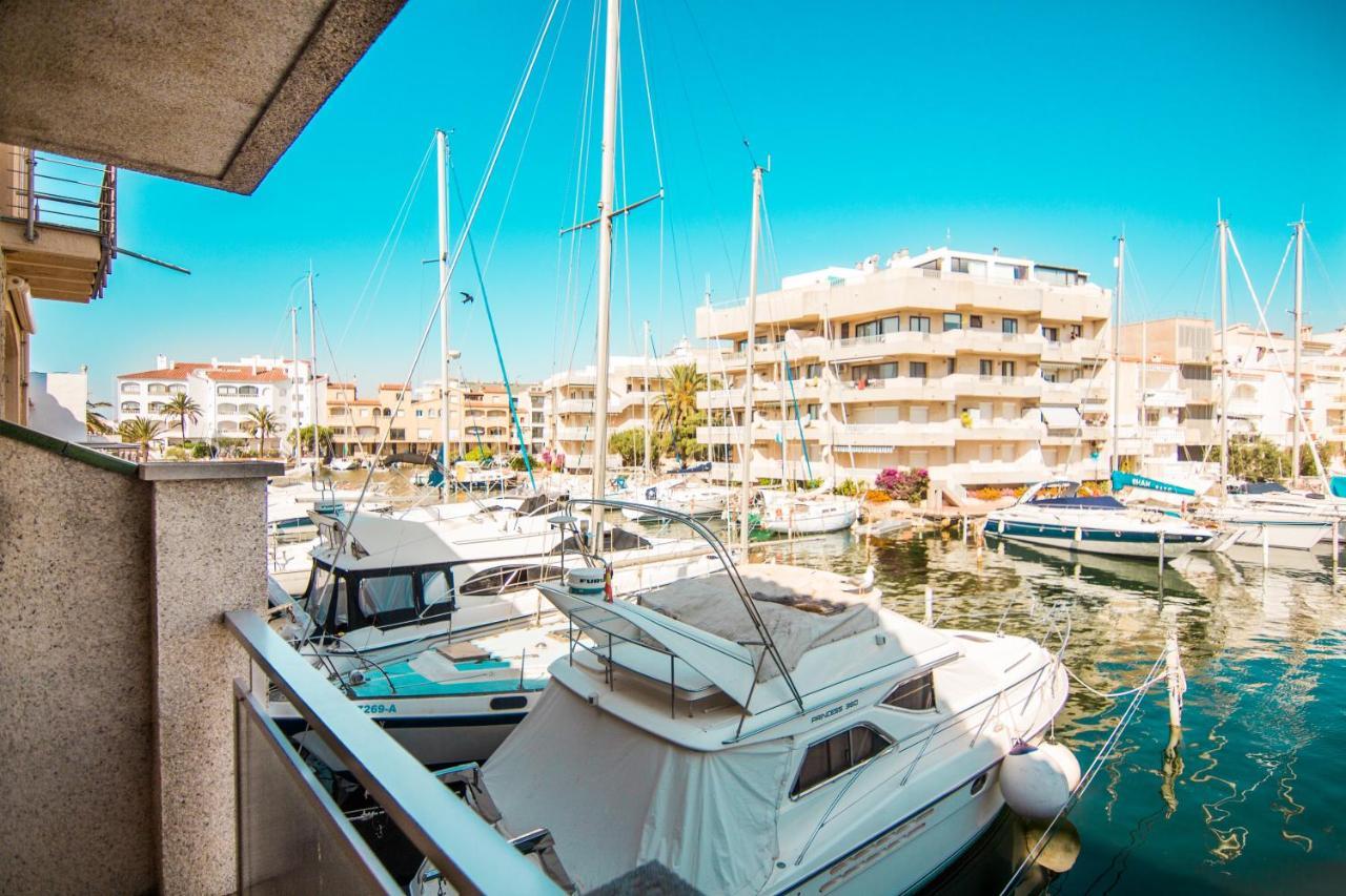 Edificio La Sardana Apartment Empuriabrava Luaran gambar